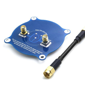 Antenne émettrice-réceptrice GEPRC Triple Feed Patch-1 5,8 GHz SMA mâle/PR-SMA mâle compatible avec Fatshark